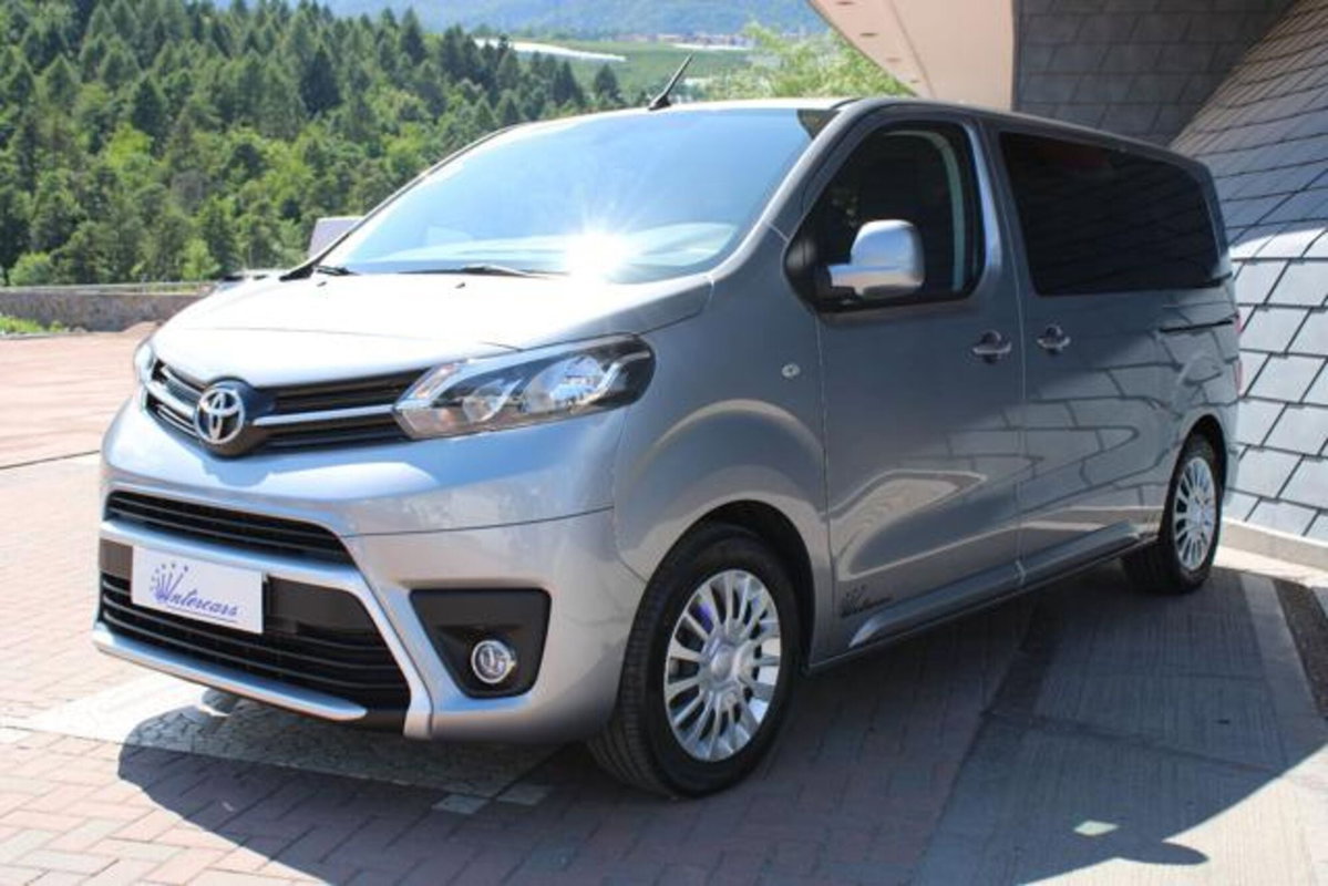 Toyota Proace 2.0D 144CV S&S PL-SL-TN Furgone Long 5p.14q Comfort (4)