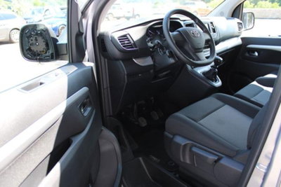 Toyota Proace 2.0D 144CV S&S PL-SL-TN Furgone Long 5p.14q Comfort (8)