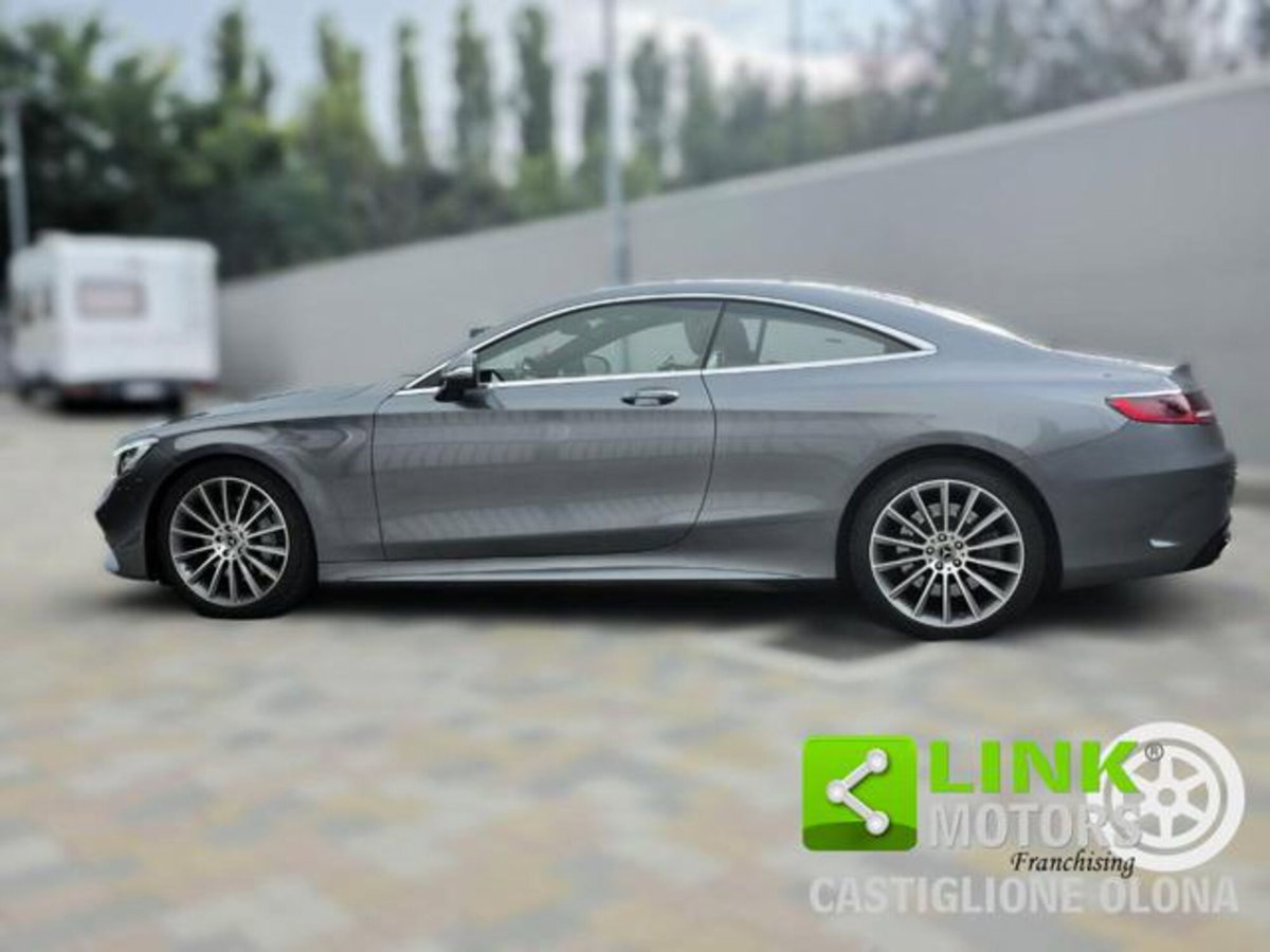 Mercedes-Benz Classe S Coupé 560 4Matic Coupé Premium (12)