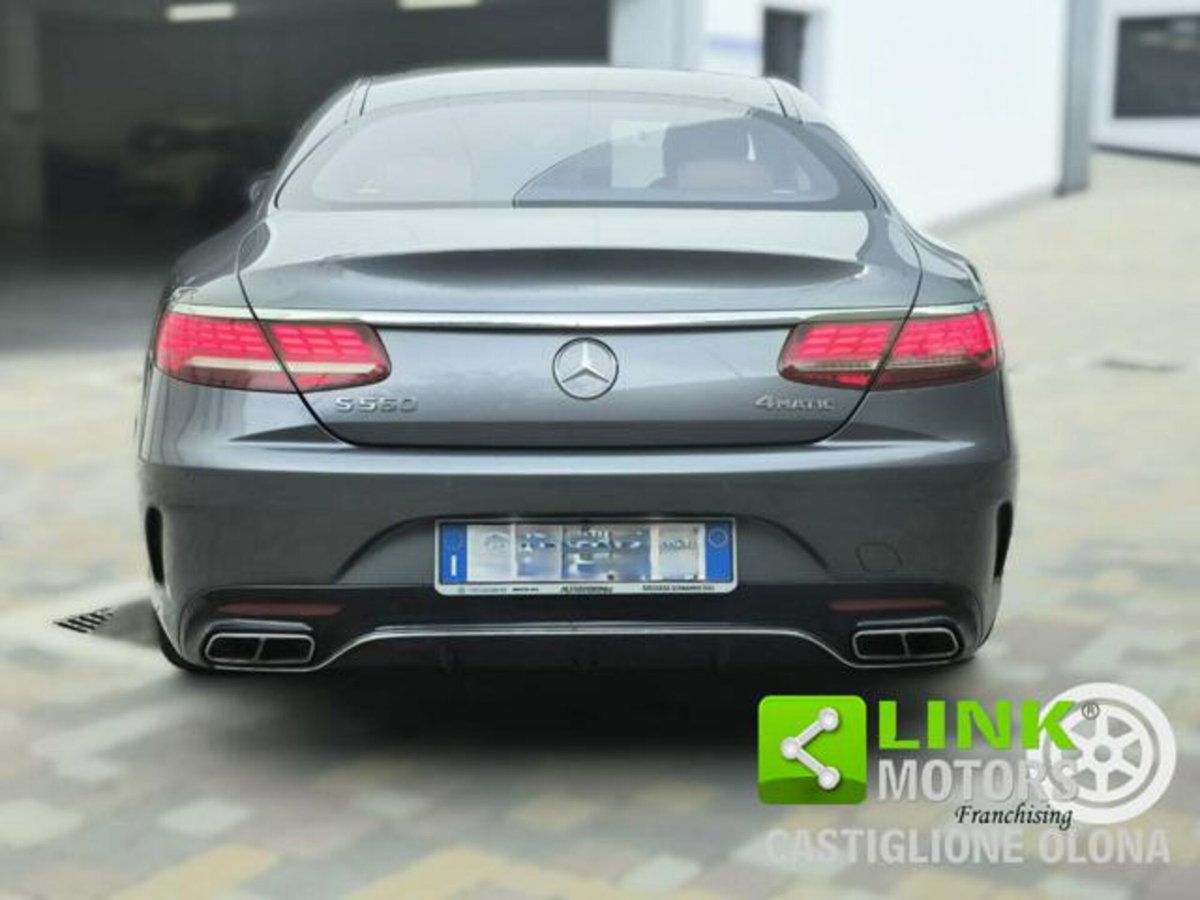 Mercedes-Benz Classe S Coupé 560 4Matic Coupé Premium (14)