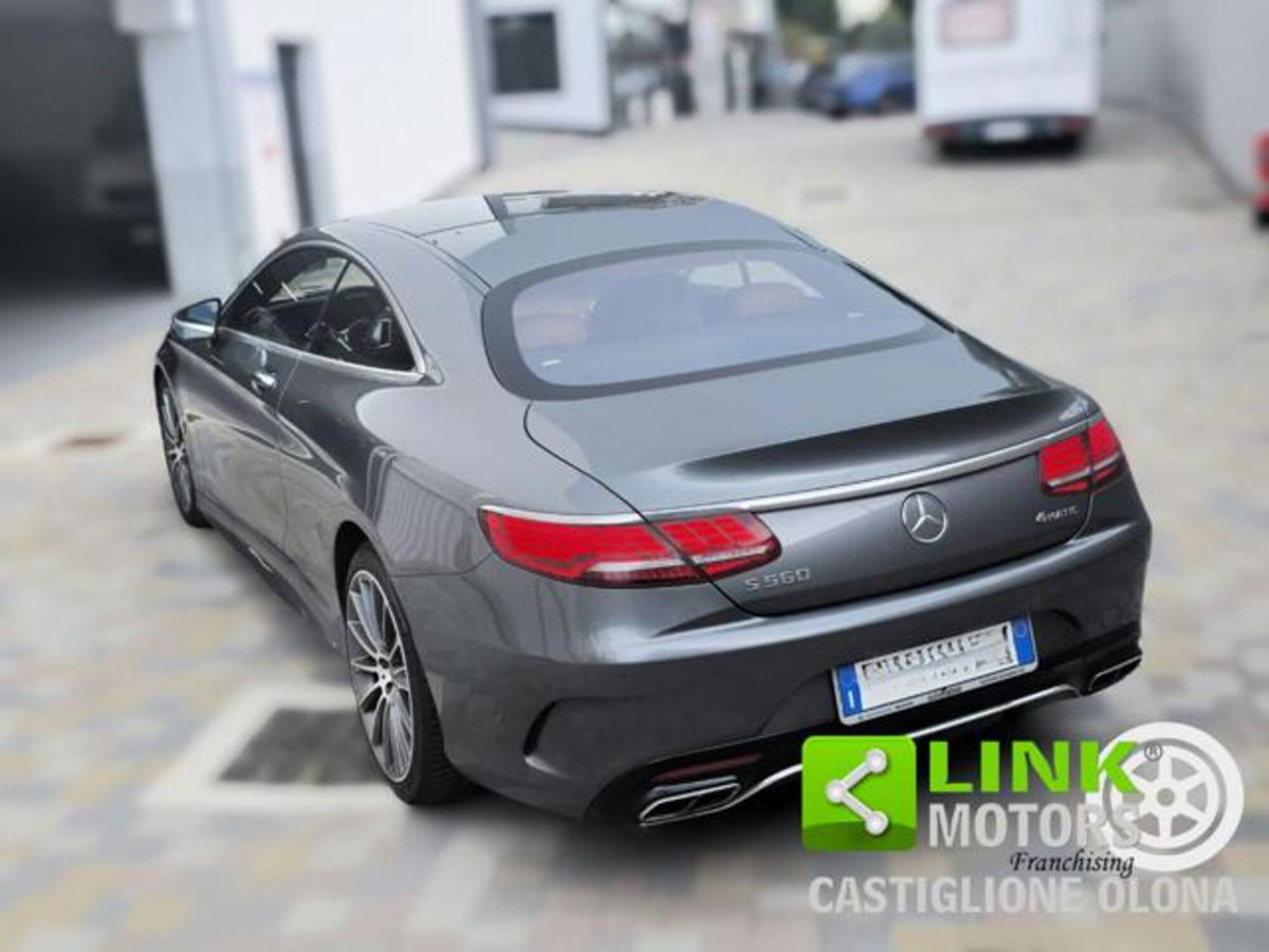 Mercedes-Benz Classe S Coupé 560 4Matic Coupé Premium (15)