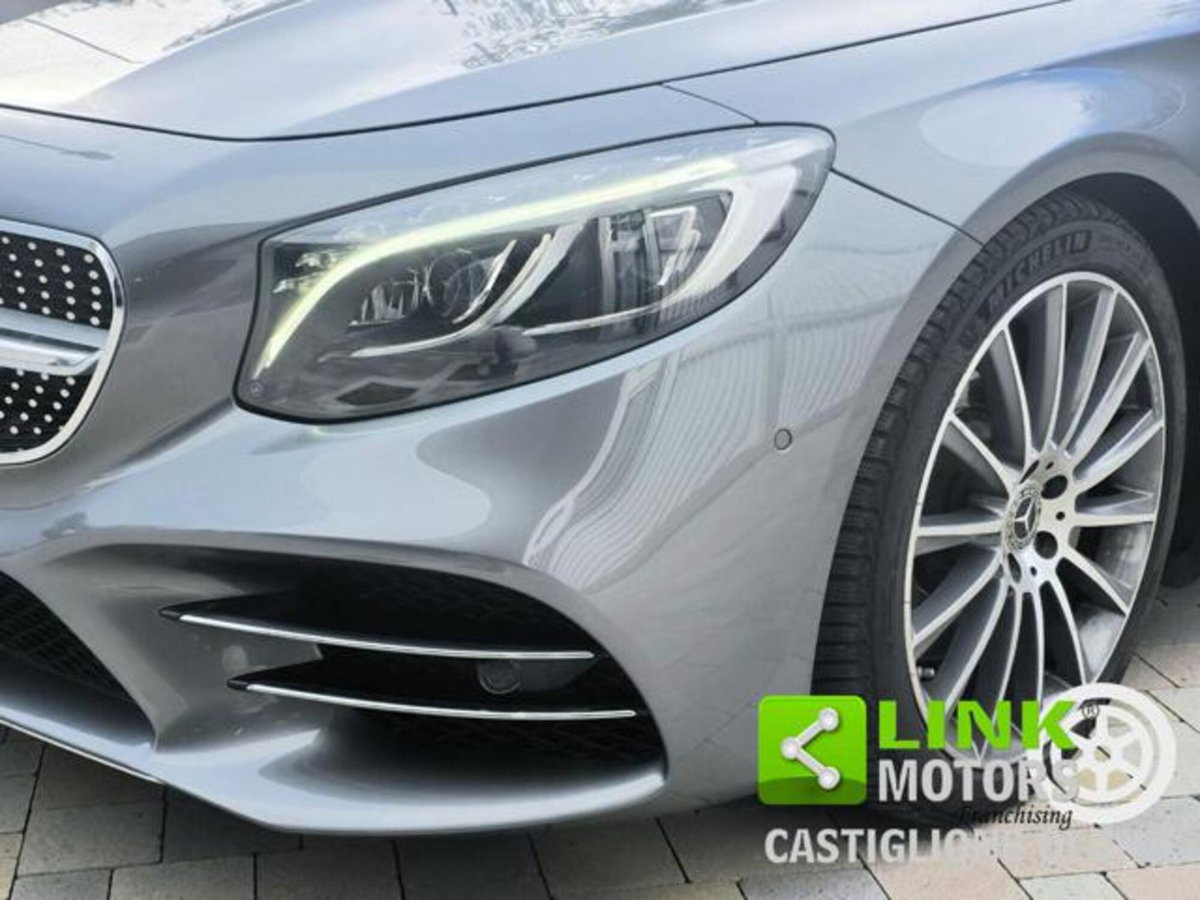 Mercedes-Benz Classe S Coupé 560 4Matic Coupé Premium (9)