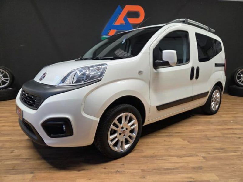 Fiat QUBO 1.4 8V 77 CV Lounge Natural Power