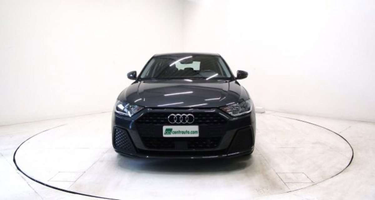 Audi A1 Sportback Sportback 30 1.0 tfsi Business 110cv s-tronic (2)