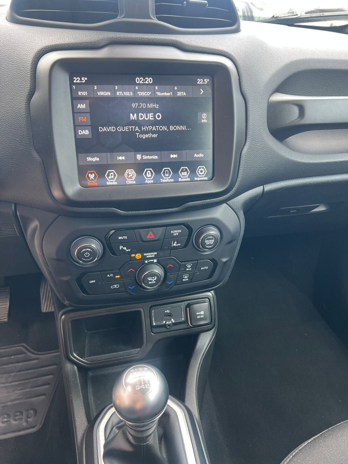 Jeep Renegade 1.6 Mjt 130 CV Limited (12)