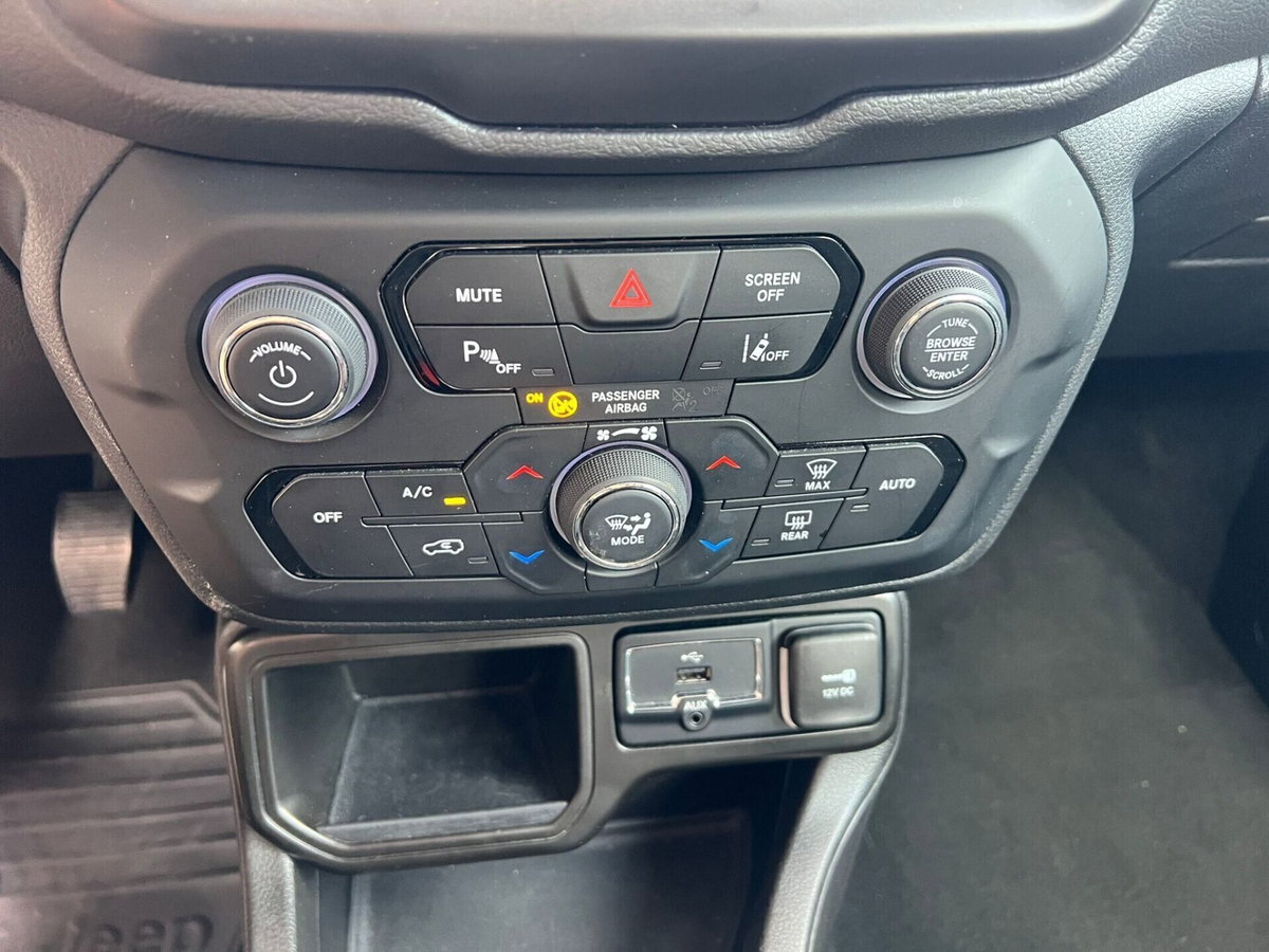 Jeep Renegade 1.6 Mjt 130 CV Limited (15)
