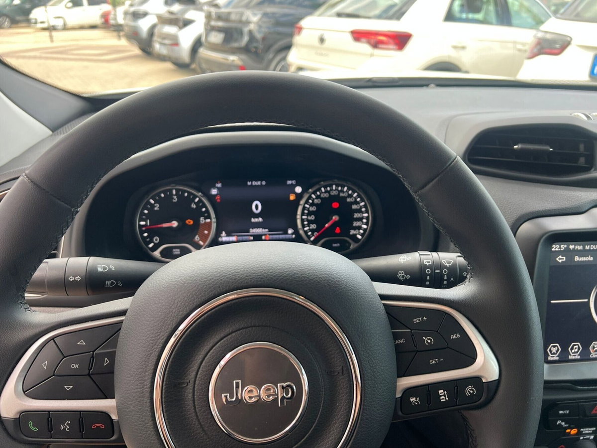 Jeep Renegade 1.6 Mjt 130 CV Limited (17)