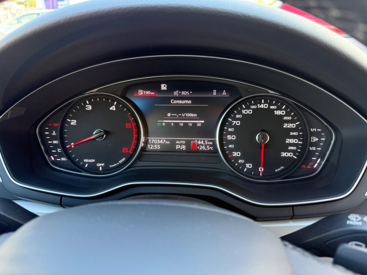 Audi A4 Avant 35 TDI/163 CV S tronic Business Advanced (16)