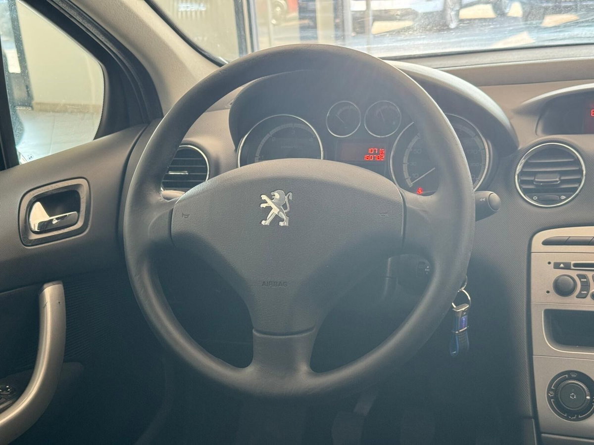 Peugeot 308 SW 1.6 HDi 110CV Ciel Tecno (14)