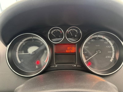 Peugeot 308 SW 1.6 HDi 110CV Ciel Tecno (16)