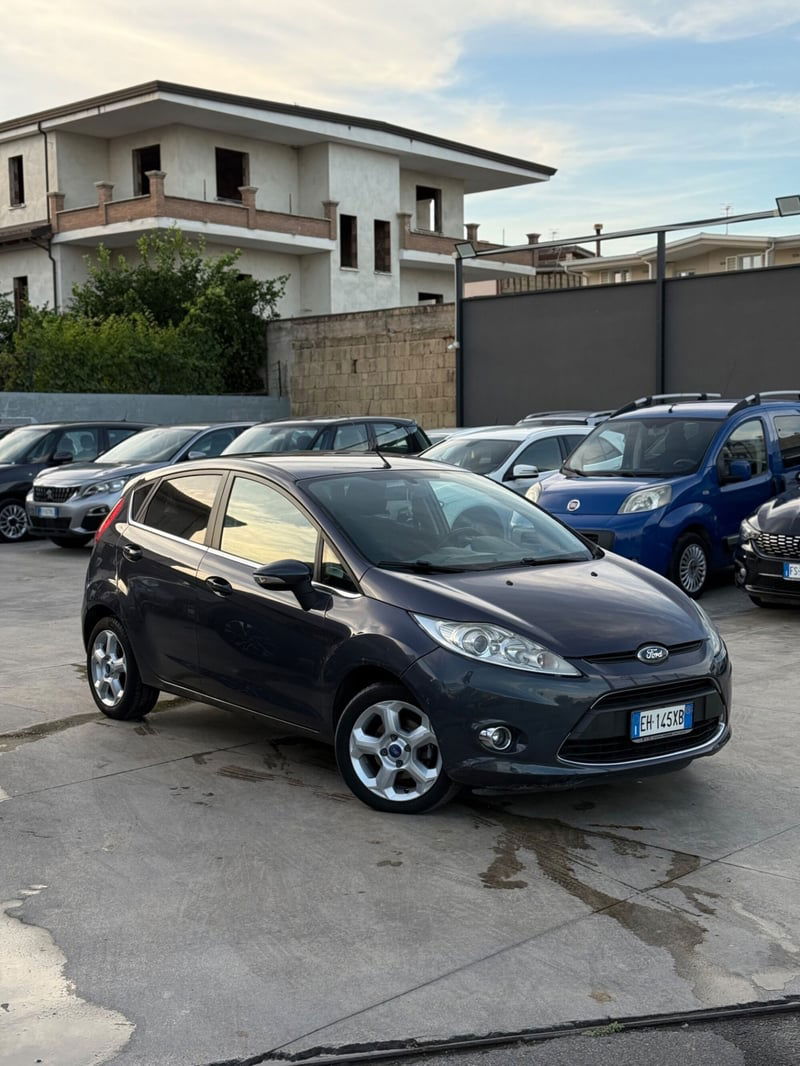 Ford Fiesta 1.4 TDCi 70CV 5 porte Titanium