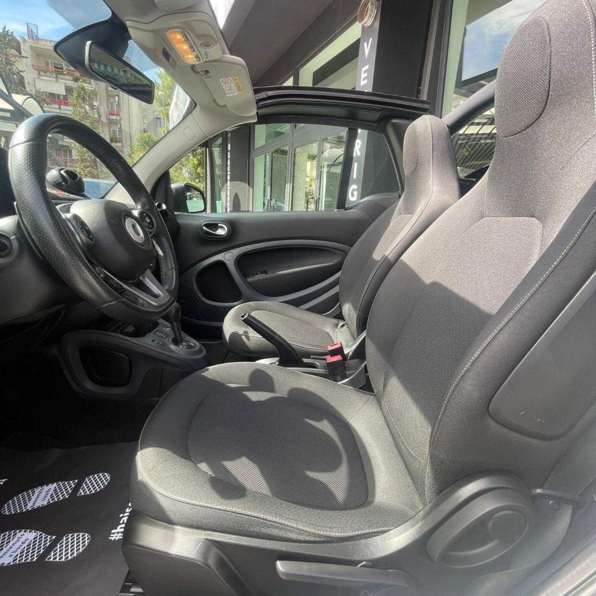 smart Fortwo Cabrio 70 1.0 twinamic cabrio Passion (8)