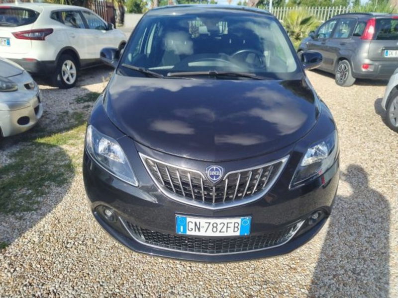 Lancia Ypsilon 1.0 FireFly 5 porte S&S Hybrid Gold Plus