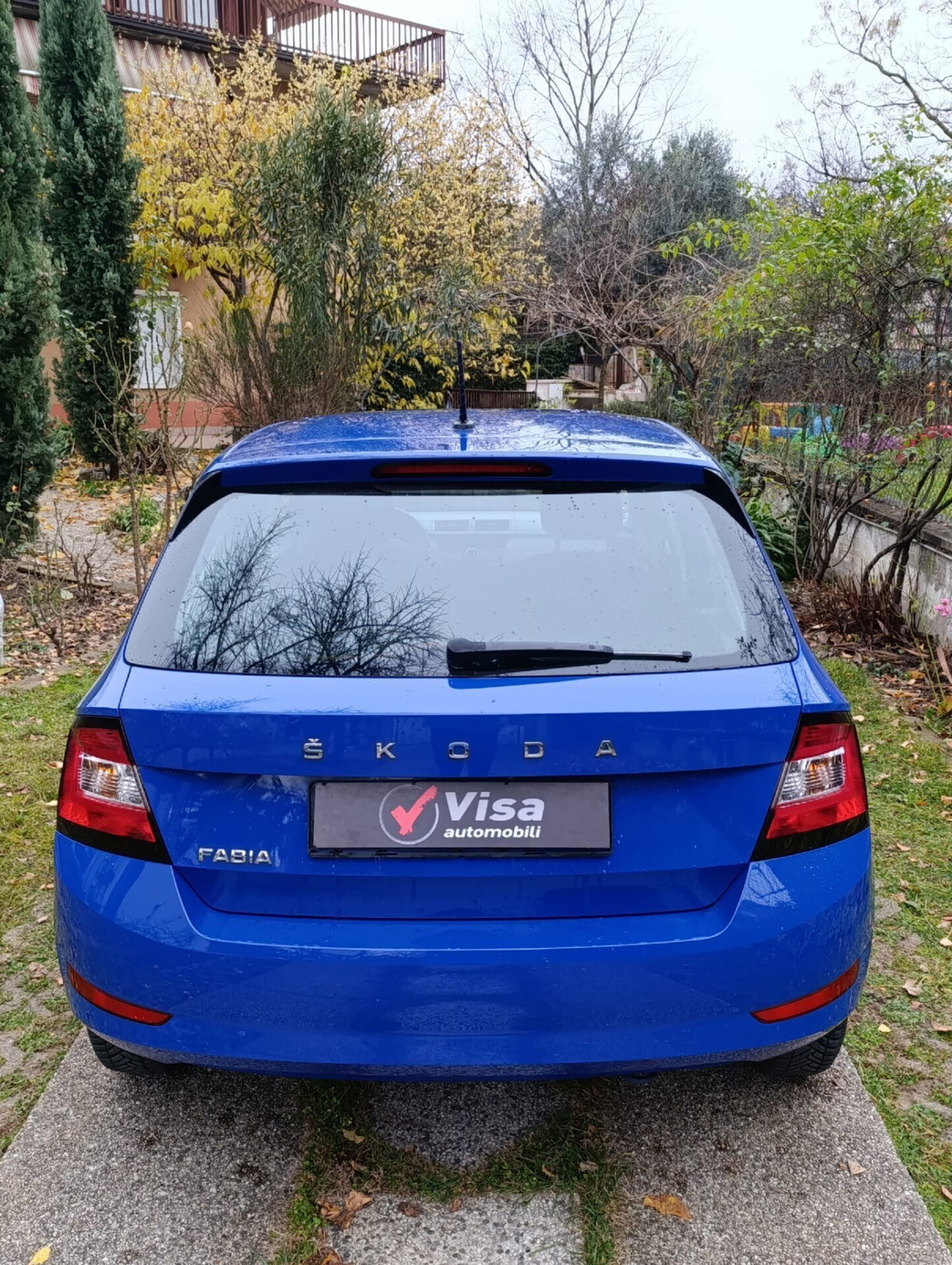 Skoda Fabia 1.0 MPI 75 CV Business (11)
