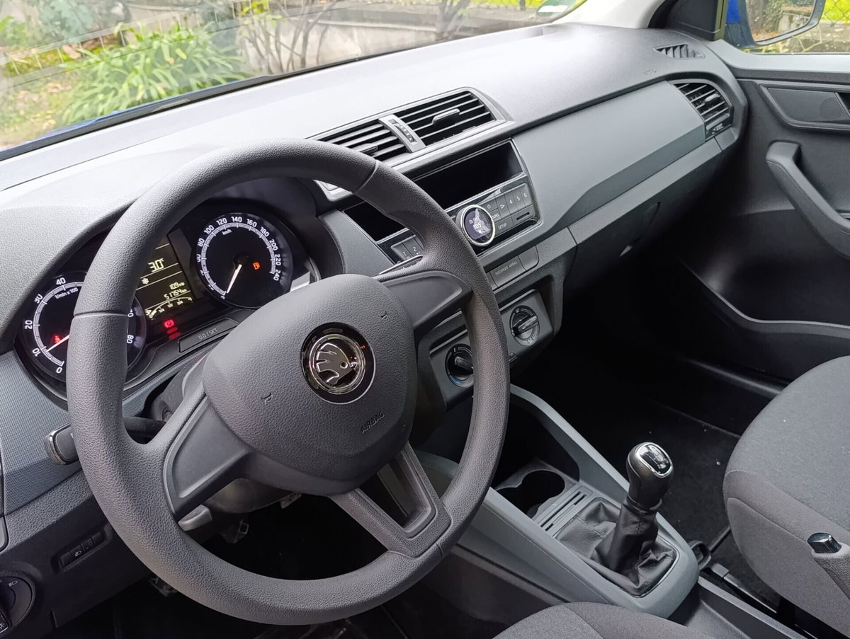 Skoda Fabia 1.0 MPI 75 CV Business (4)