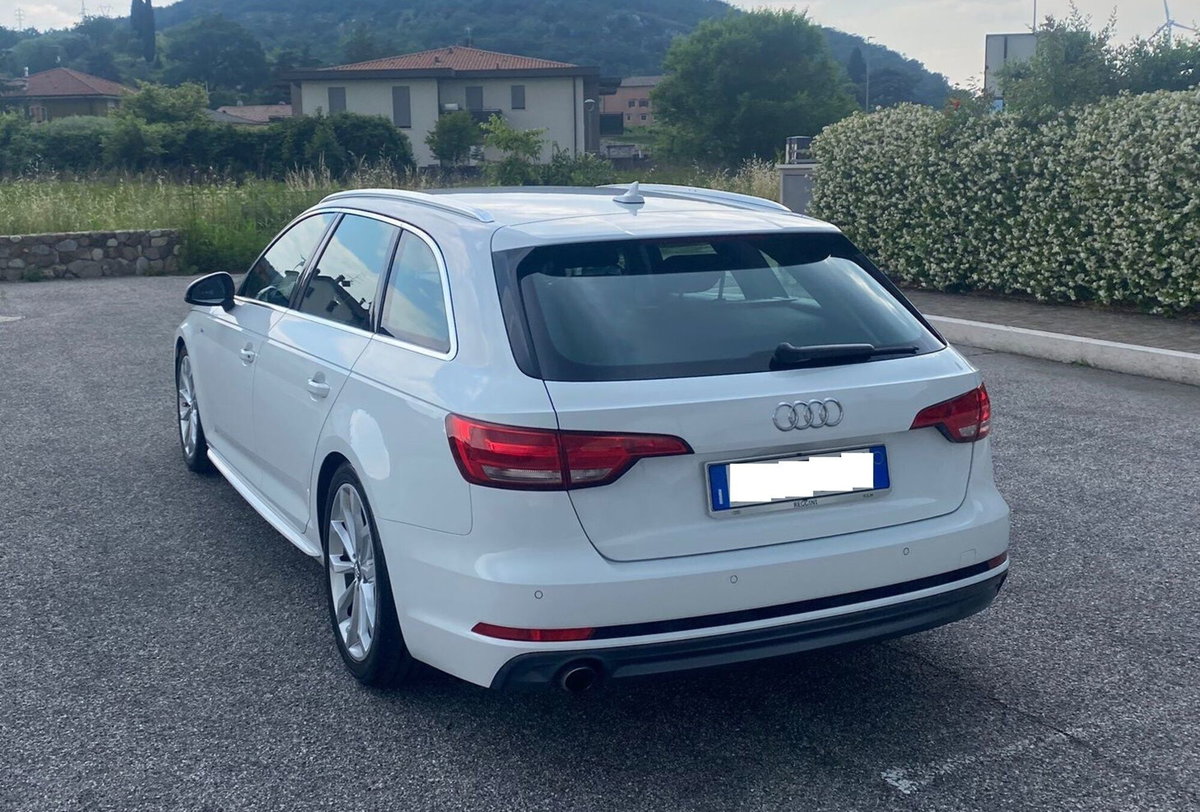 Audi A4 Avant 2.0 TDI 122 CV S tronic Sport (11)