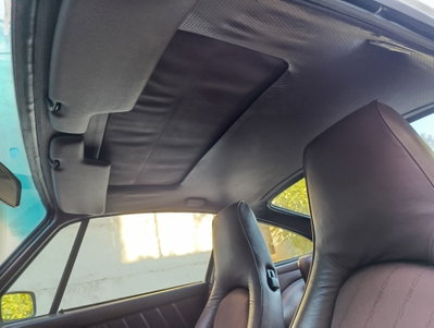Porsche 911 Coupé Carrera 3.2 (13)