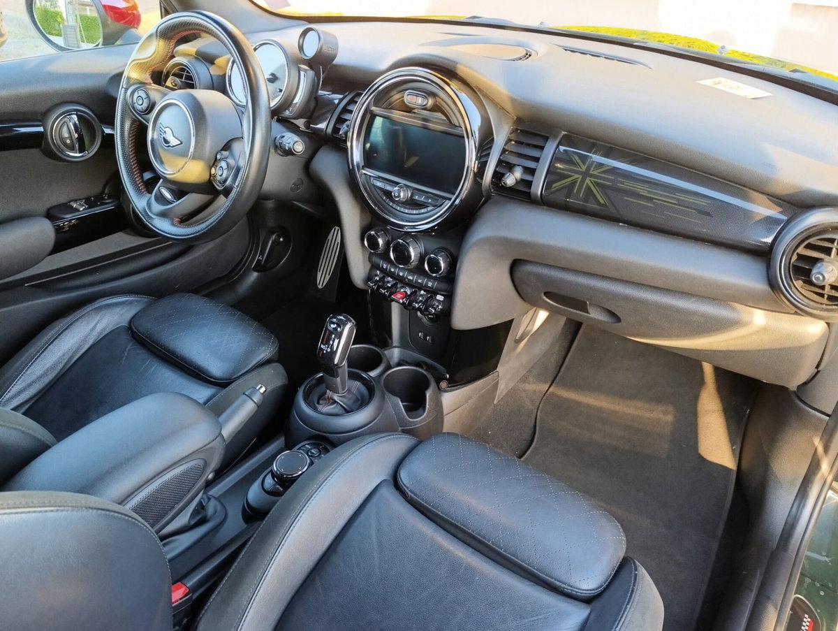 MINI Mini 2.0 John Cooper Works (5)