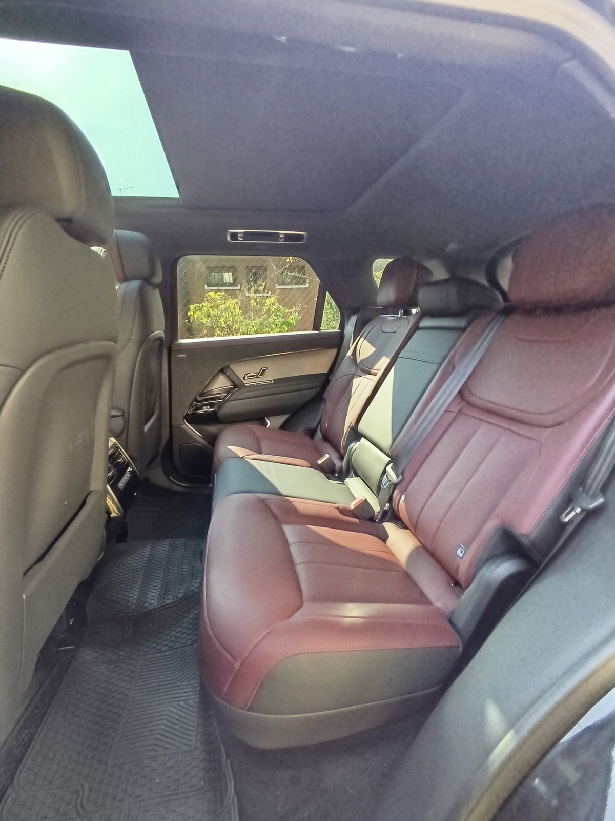 Land Rover Range Rover Sport 3.0D l6 249 CV HSE Dynamic Stealth (12)