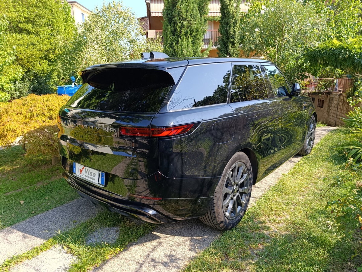 Land Rover Range Rover Sport 3.0D l6 249 CV HSE Dynamic Stealth (13)
