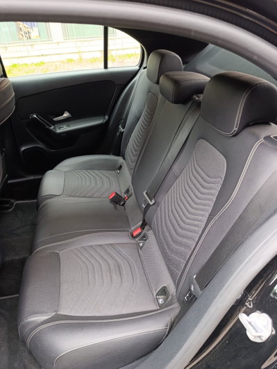 Mercedes-Benz Classe A 180 d Automatic Premium (10)