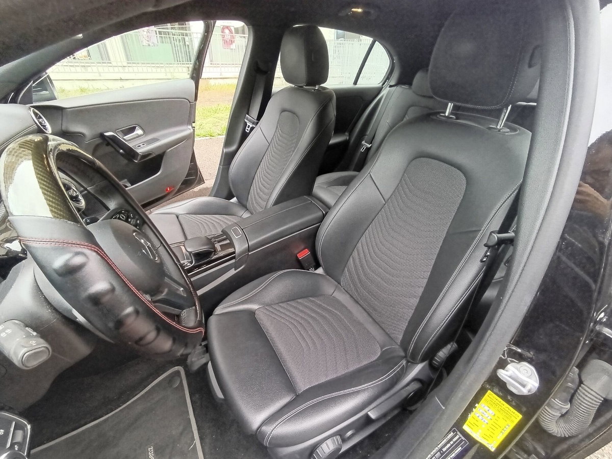 Mercedes-Benz Classe A 180 d Automatic Premium (6)