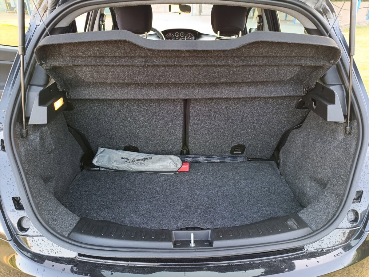 Lancia Ypsilon 0.9 TwinAir 85 CV 5 porte Metano Ecochic Elefantino (10)