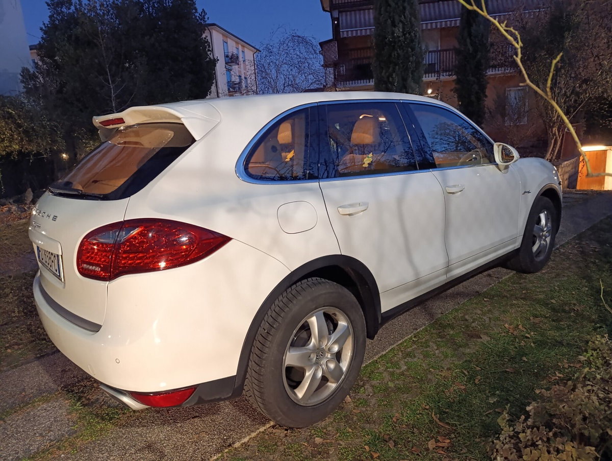 Porsche Cayenne 3.0 Diesel (16)