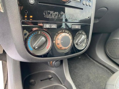 Opel Corsa 1.3 CDTI 90CV 5 porte Cosmo (13)