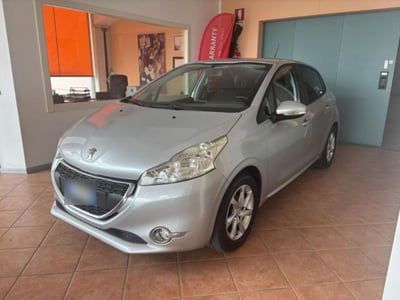 Peugeot 208 HDi 68 CV 5 porte Allure usata