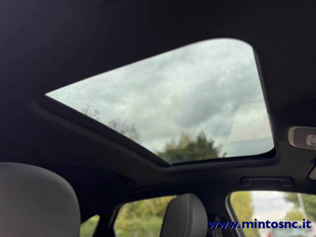 Audi Q3 Sportback 35 TDI quattro S tronic S line edition (10)