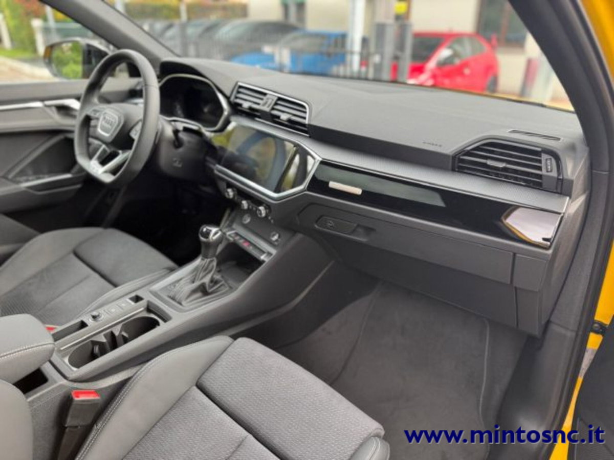 Audi Q3 Sportback 35 TDI quattro S tronic S line edition (15)