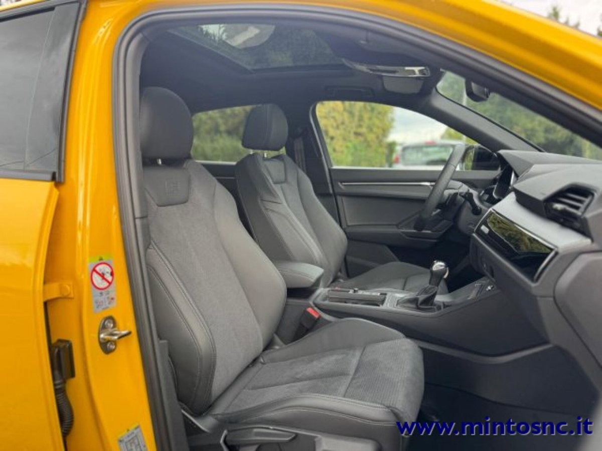 Audi Q3 Sportback 35 TDI quattro S tronic S line edition (16)