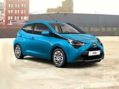 Toyota Aygo 1.0 VVT-i 72 CV 5 porte x-play usata