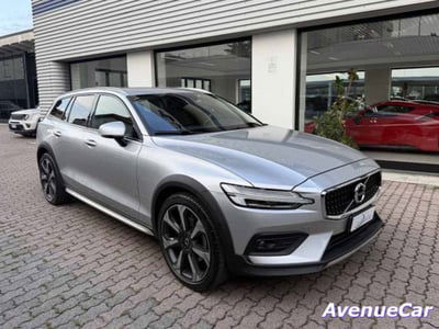 Volvo V60 Cross Country B4 (d) AWD Geartronic Business Pro Line usata