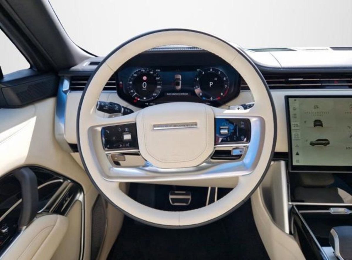 Land Rover Range Rover 4.4 V8 Autobiography LWB 7 posti (16)