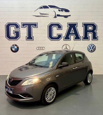 Lancia Ypsilon 1.2 69 CV 5 porte Silver usata