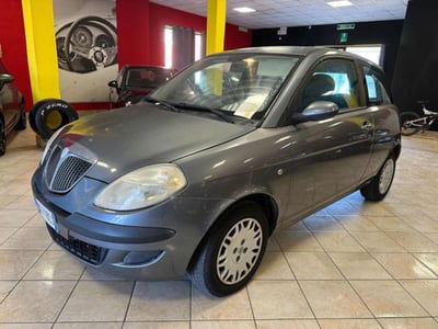 Lancia Ypsilon Multijet 16V Argento usata