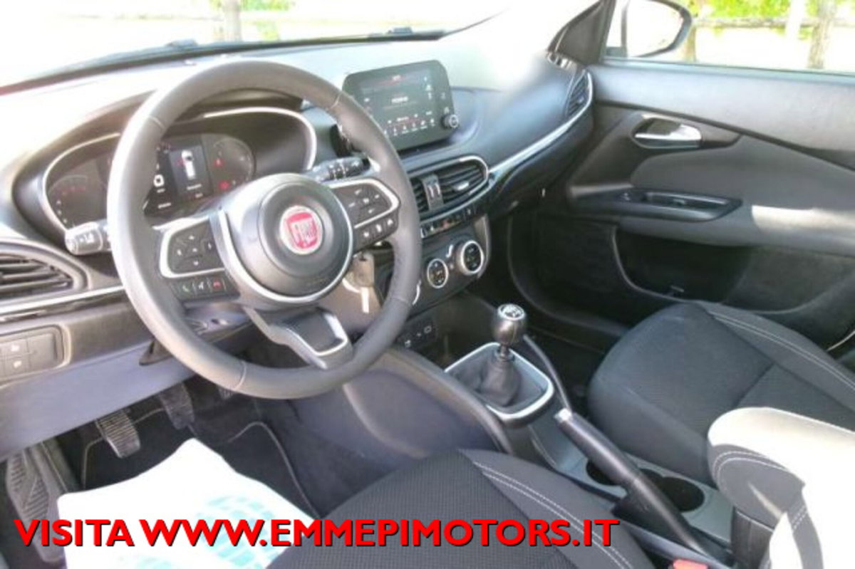 Fiat Tipo Station Wagon Tipo SW 1.6 mjt Cross s&s 130cv (10)
