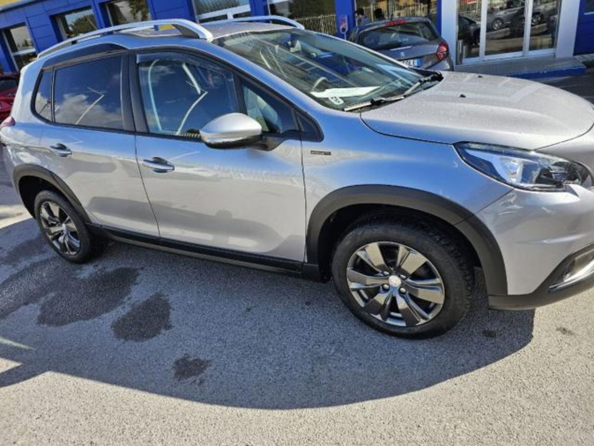 Peugeot 2008 100 S&S Allure (2)