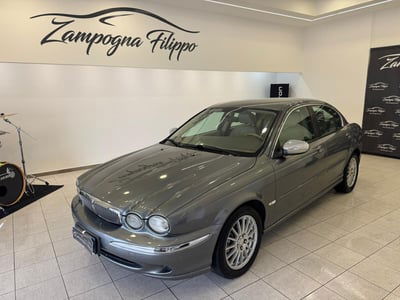 Jaguar X-Type 2.2D cat Executive usata
