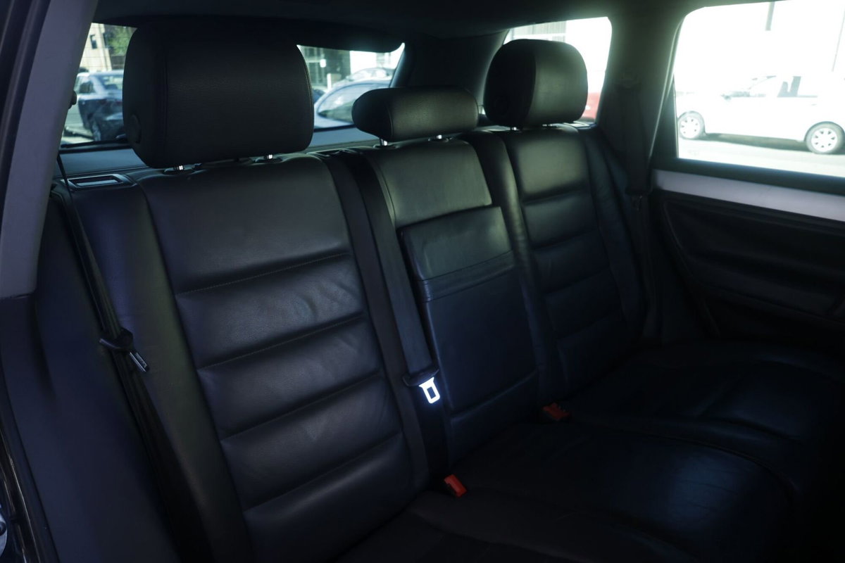 Volkswagen Touareg R5 TDI DPF Exclusive (12)