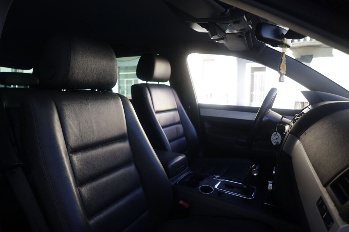 Volkswagen Touareg R5 TDI DPF Exclusive (6)