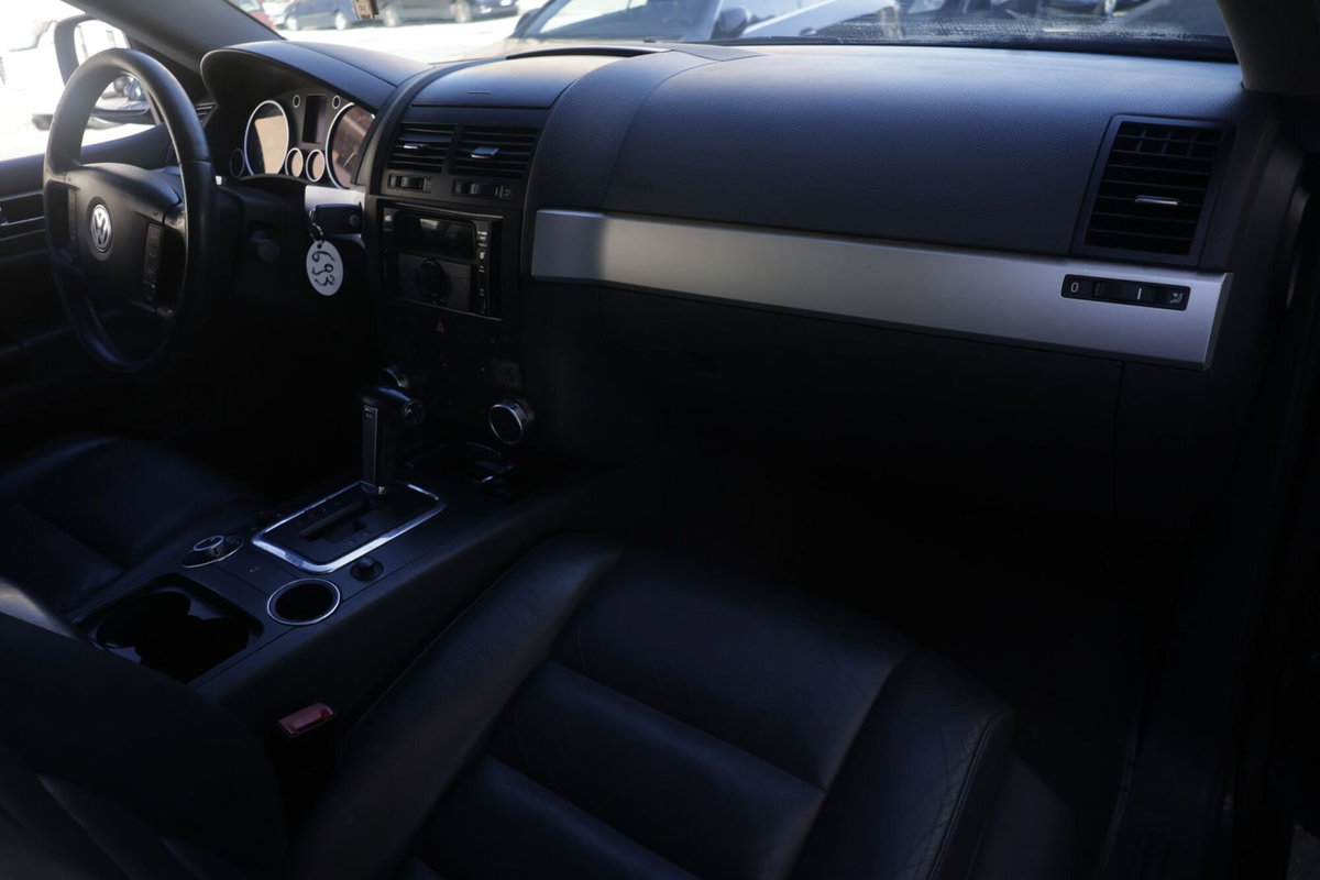 Volkswagen Touareg R5 TDI DPF Exclusive (8)