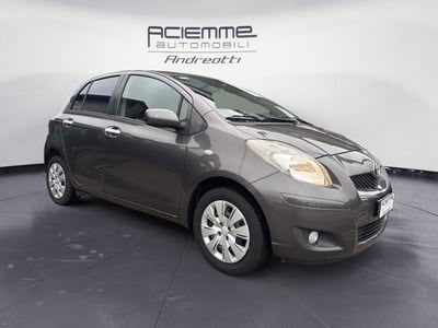Toyota Yaris 1.0 5 porte Sol usata