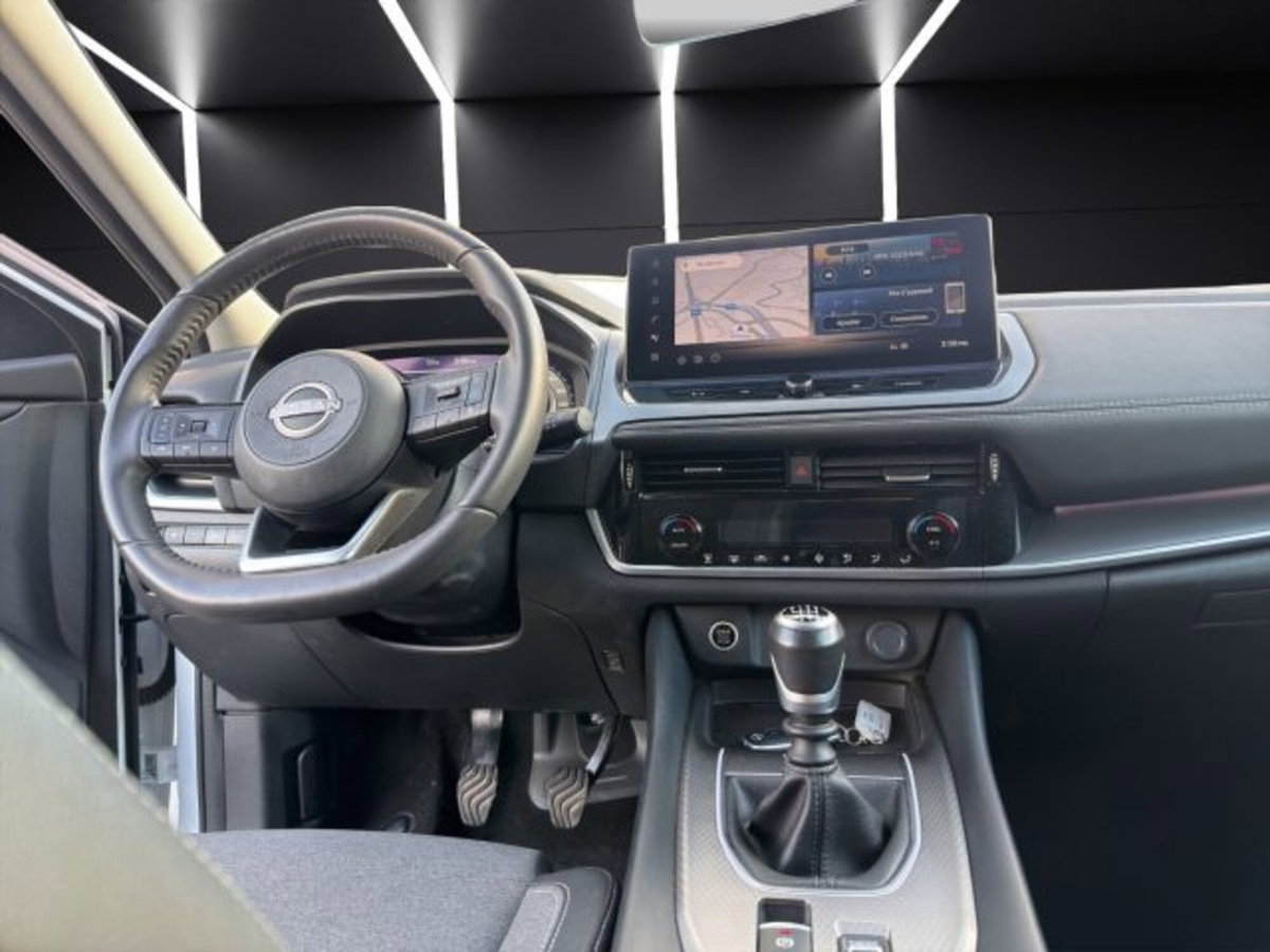 Nissan Qashqai 1.3 mhev N-Connecta 2wd 140cv (13)