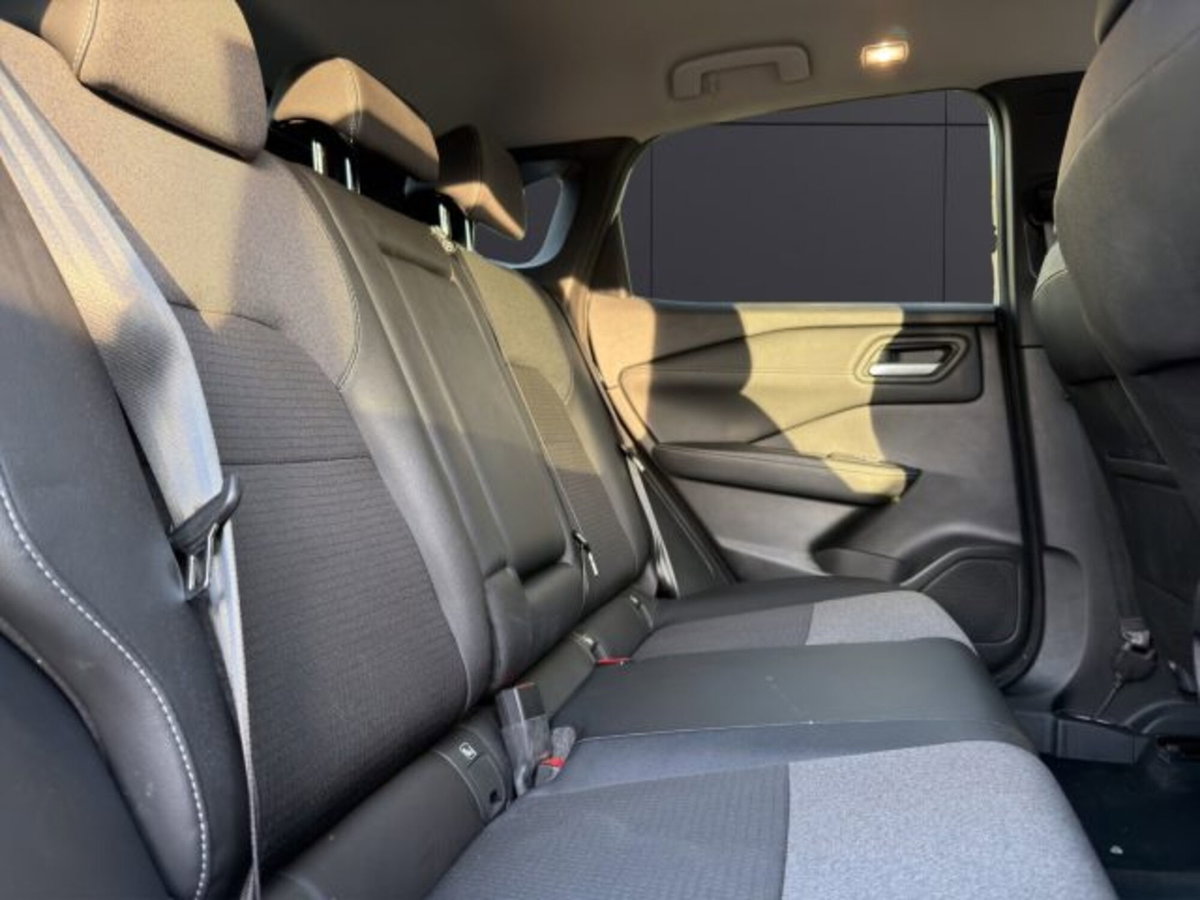 Nissan Qashqai 1.3 mhev N-Connecta 2wd 140cv (18)