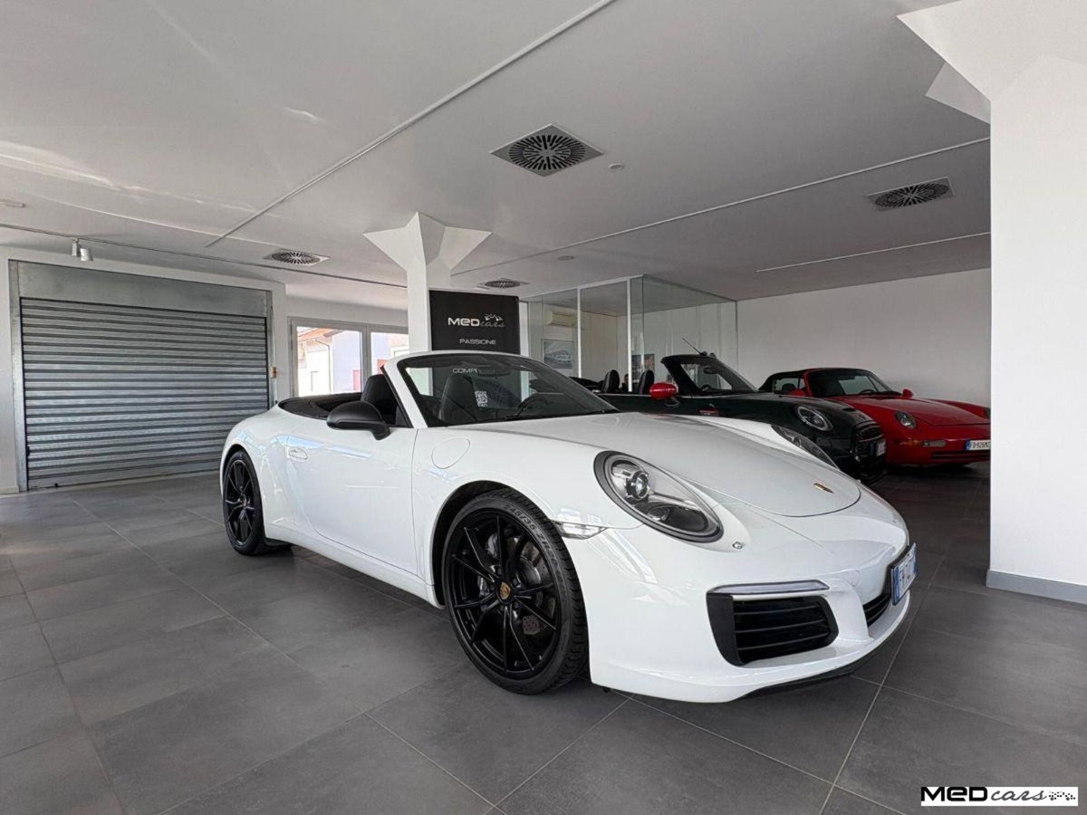 Porsche 911 Cabrio 3.0 Carrera (2)