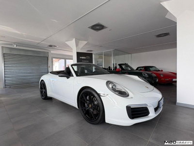 Porsche 911 Cabrio 3.0 Carrera (2)