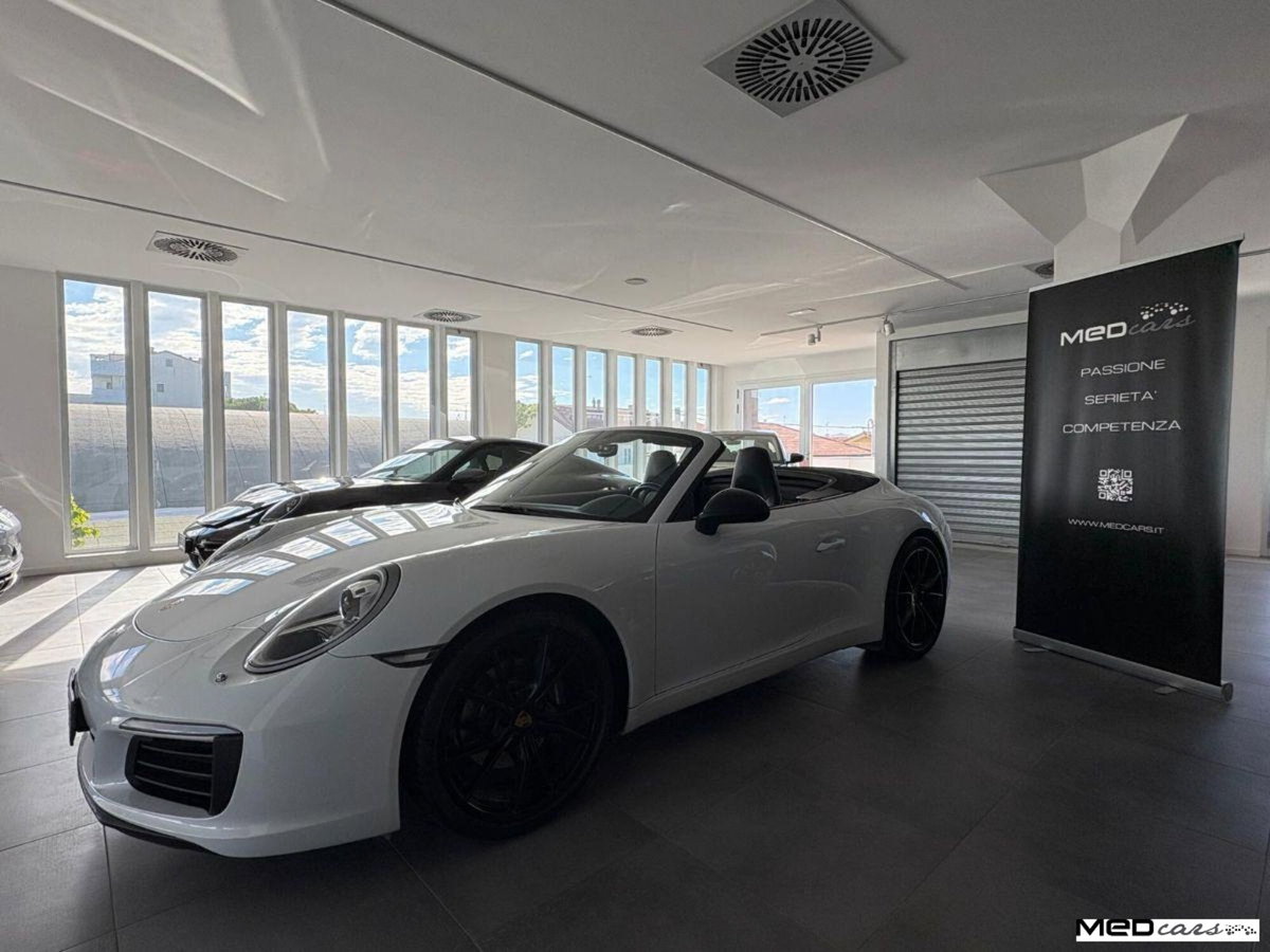 Porsche 911 Cabrio 3.0 Carrera (3)